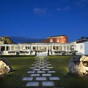 Li Neuli Country Club Hotel