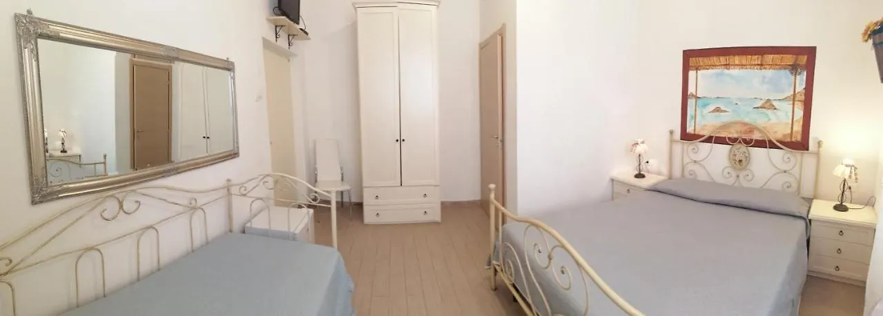 Bed and Breakfast La Porta Sulla Costa San Pantaleo Bed & Breakfast